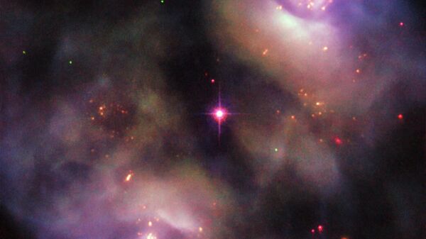 Планетарная туманность NGC 2371 в созвездии Близнецы Планетарная туманность NGC 2371 в созвездии Близнецы