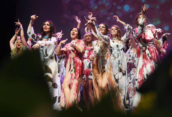 Участницы в финале конкурса Миссис Россия 2019 в Москве Участницы в финале конкурса Миссис Россия 2019 в Москве