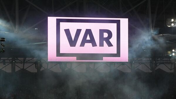Табло системы видеопомощи арбитрам (VAR) Табло системы видеопомощи арбитрам (VAR)