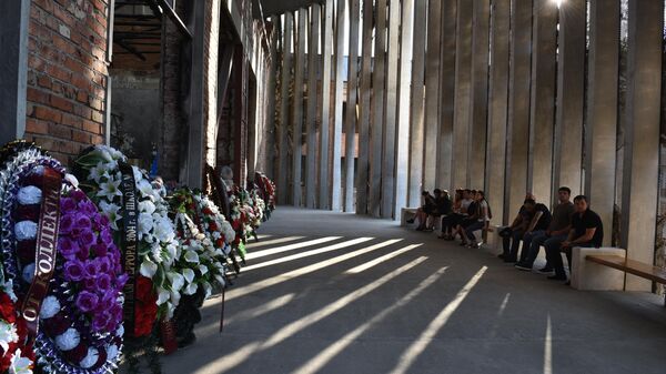 В Беслане почтили память жертв теракта 2004 года