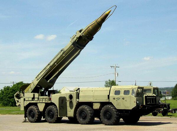 Оперативно-тактический ракетный комплекс 9К72 Эльбрус с ракетой 8К-14 (Р-17) Оперативно-тактический ракетный комплекс 9К72 Эльбрус с ракетой 8К-14 (Р-17)