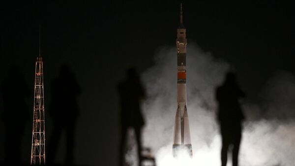 Пуск ракеты-носителя Союз-ФГ с пилотируемым кораблем Союз МС-15 с космодрома Байконур Пуск ракеты-носителя Союз-ФГ с пилотируемым кораблем Союз МС-15 с космодрома Байконур