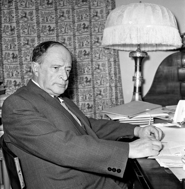 Академик Александр Наумович Фрумкин Академик Александр Наумович Фрумкин