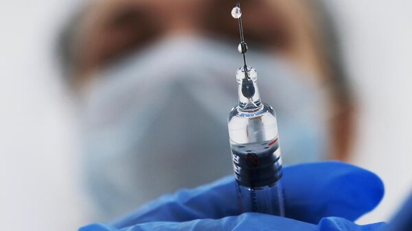 Попова призвала начать новый учебный год с вакцинации детей от гриппа