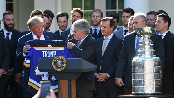Хоккеисты Сент-Луиса на встрече с президентом США Дональдом Трампом
