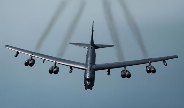 Стратегический бомбардировщик B-52H Stratofortress ВВС США Стратегический бомбардировщик B-52H Stratofortress ВВС США