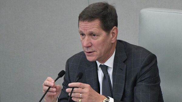 Первый заместитель председателя Государственной Думы РФ Александр Жуков выступает на пленарном заседании Госдумы РФ Первый заместитель председателя Государственной Думы РФ Александр Жуков выступает на пленарном заседании Госдумы РФ