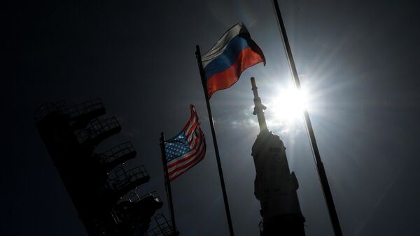 Установка ракеты-носителя Союз-ФГ с пилотируемым кораблем Союз-МС-04 на Гагаринский старт космодрома Байконур Установка ракеты-носителя Союз-ФГ с пилотируемым кораблем Союз-МС-04 на Гагаринский старт космодрома Байконур
