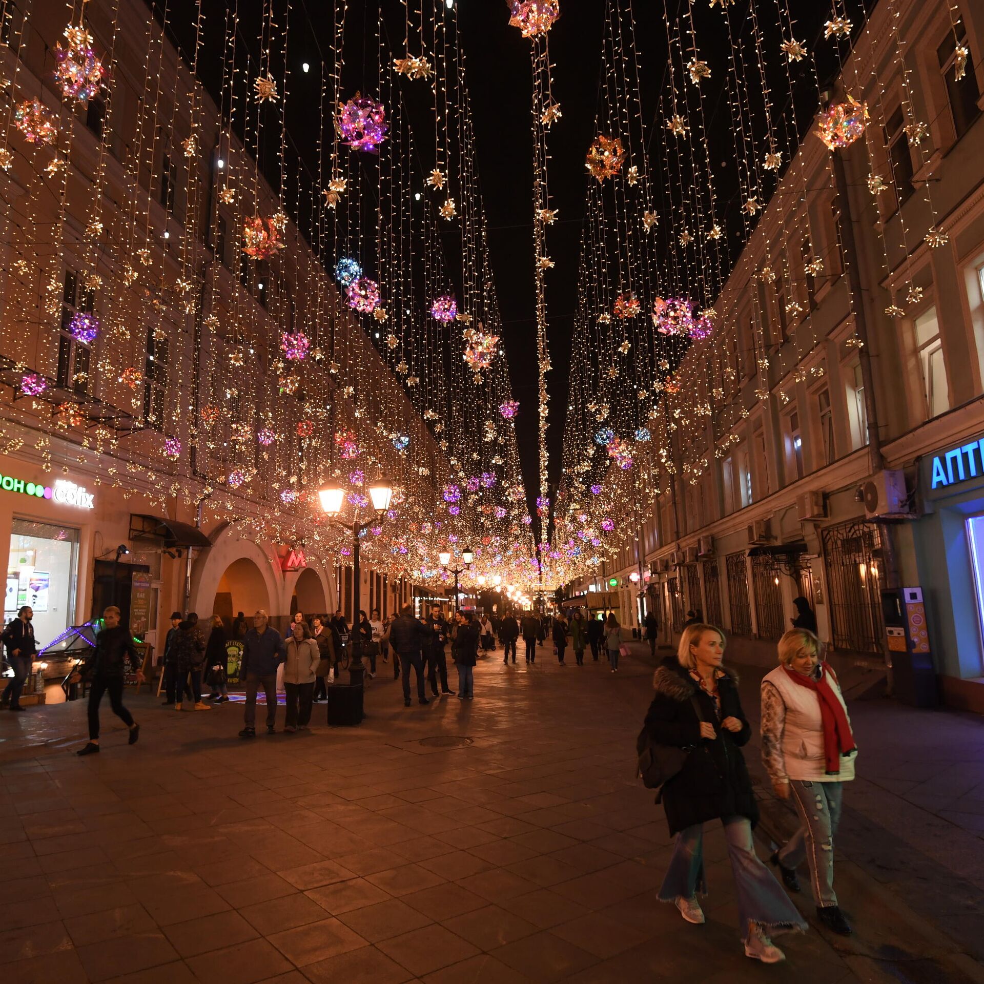 рождественка москва