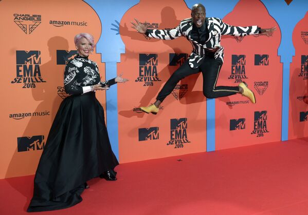 Актер Терри Крюс на церемонии награждения MTV Europe Music Awards Актер Терри Крюс на церемонии награждения MTV Europe Music Awards