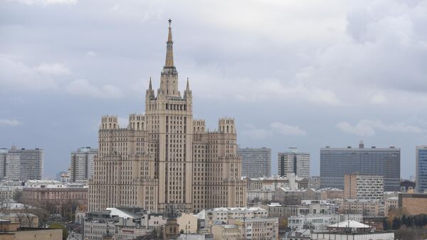 Вид на жилой дом на Кудринской площади Вид на жилой дом на Кудринской площади