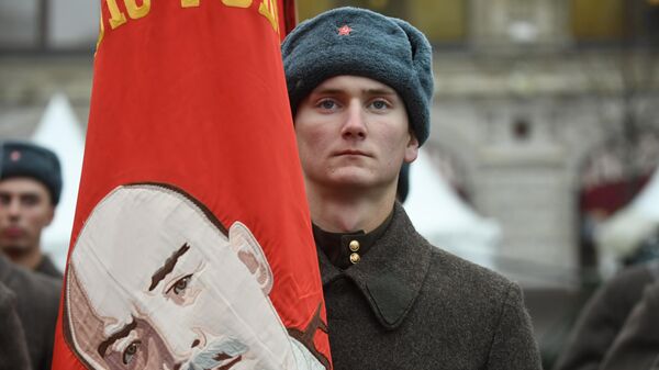 Участник марша, приуроченного к 78-й годовщине парада 1941 года на Красной площади Участник марша, приуроченного к 78-й годовщине парада 1941 года на Красной площади