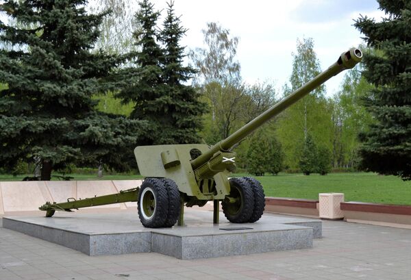 100-мм полевая пушка обр. 1944 года БС-3 100-мм полевая пушка обр. 1944 года БС-3