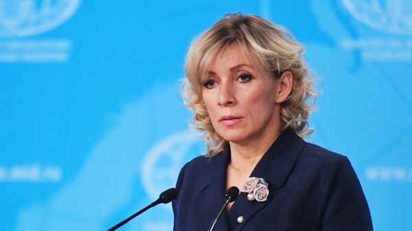 Официальный представитель Министерства иностранных дел России Мария Захарова во время брифинга Официальный представитель Министерства иностранных дел России Мария Захарова во время брифинга