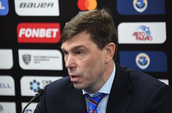 Главный тренер ХК СКА Алексей Кудашов Главный тренер ХК СКА Алексей Кудашов
