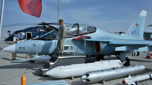 Учебно-боевой самолет Як-130 на международном авиасалоне Dubai Airshow 2019 Учебно-боевой самолет Як-130 на международном авиасалоне Dubai Airshow 2019