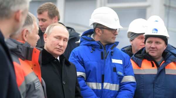 Владимир Путин на открытии скоростной платной трассы М-11 Москва - Санкт-Петербург Владимир Путин на открытии скоростной платной трассы М-11 Москва - Санкт-Петербург