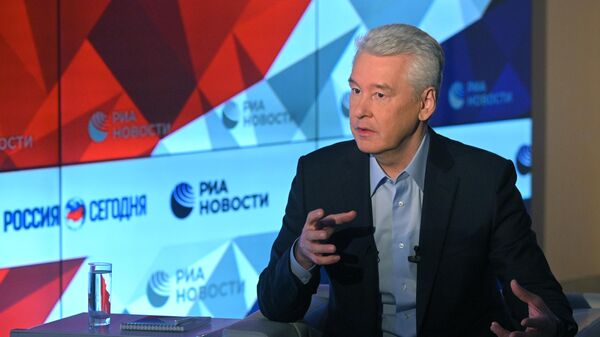 Мэр Москвы Сергей Собянин во время интервью в Международном информационном агентстве Россия сегодня Мэр Москвы Сергей Собянин во время интервью в Международном информационном агентстве Россия сегодня