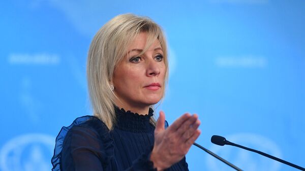 Официальный представитель Министерства иностранных дел России Мария Захарова во время брифинга Официальный представитель Министерства иностранных дел России Мария Захарова во время брифинга