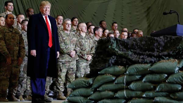 Президент США Дональд Трамп во время визита в Афганистан Президент США Дональд Трамп во время визита в Афганистан