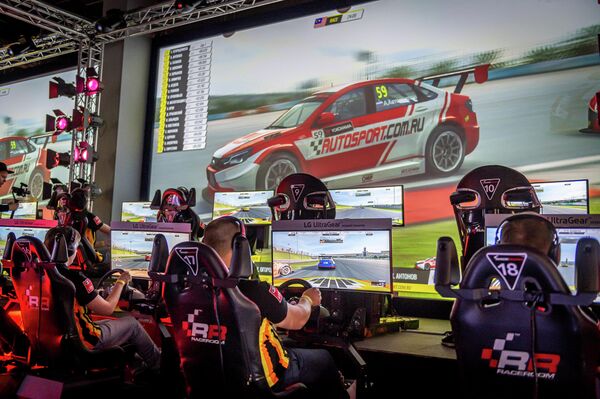 Соревнования по киберспортивной дисциплине RaceRoom