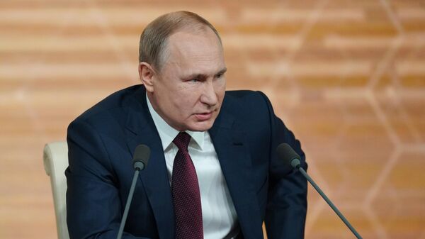 Президент РФ Владимир Путин на большой ежегодной пресс-конференции Президент РФ Владимир Путин на большой ежегодной пресс-конференции