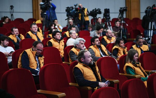 Журналисты на брифинге официального представителя Министерства иностранных дел России Марии Захаровой в Москве Журналисты на брифинге официального представителя Министерства иностранных дел России Марии Захаровой в Москве
