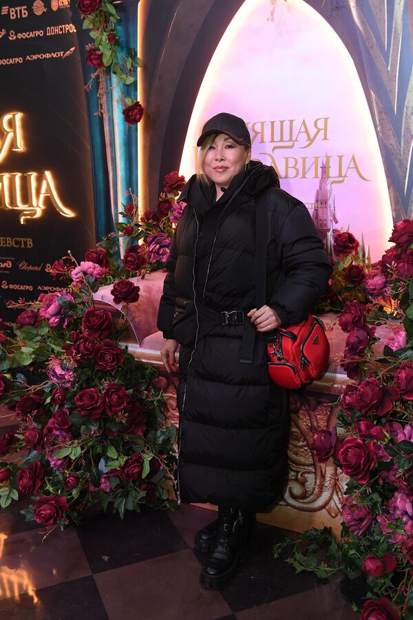 Певица Анита Цой на премьере ледового шоу Спящая красавица. Легенда двух королевств в Москве Певица Анита Цой на премьере ледового шоу Спящая красавица. Легенда двух королевств в Москве