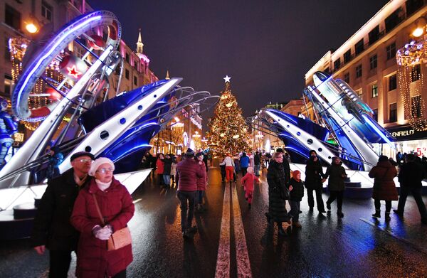 Новогоднее украшение центральных улиц Москвы Новогоднее украшение центральных улиц Москвы
