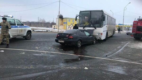 Последствия ДТП на 263-м километре автодороги Саратов - Сызрань - Саратов - Волгоград Последствия ДТП на 263-м километре автодороги Саратов - Сызрань - Саратов - Волгоград
