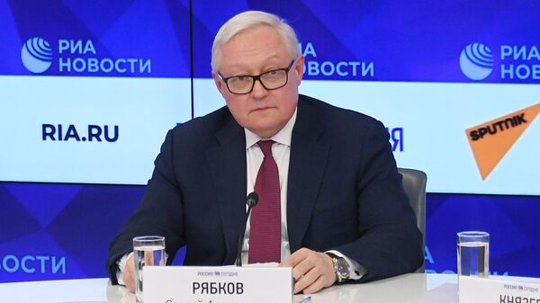 Рябков осудил попытки политизировать тему СOVID-19