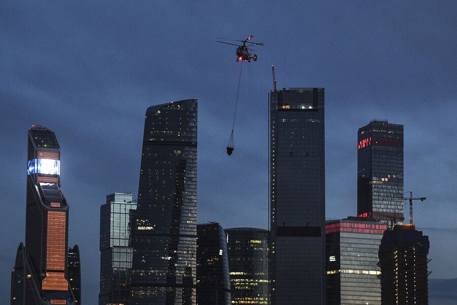 Ликвидирован пожар на складе лакокрасочных материалов в Москве Ликвидирован пожар на складе лакокрасочных материалов в Москве