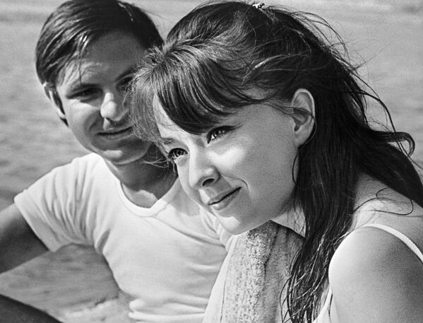 Анастасия Вертинская и Родион Нахапетов в фильме Влюбленные. 1969 Анастасия Вертинская и Родион Нахапетов в фильме Влюбленные. 1969