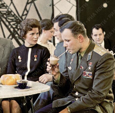 Гагарин, Терешкова, Тихонов Гагарин, Терешкова, Тихонов