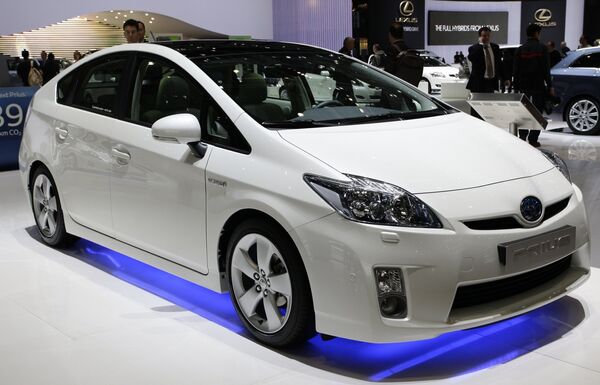 Toyota Prius 3 на Женевском международном автосалоне. Архив Toyota Prius 3 на Женевском международном автосалоне. Архив