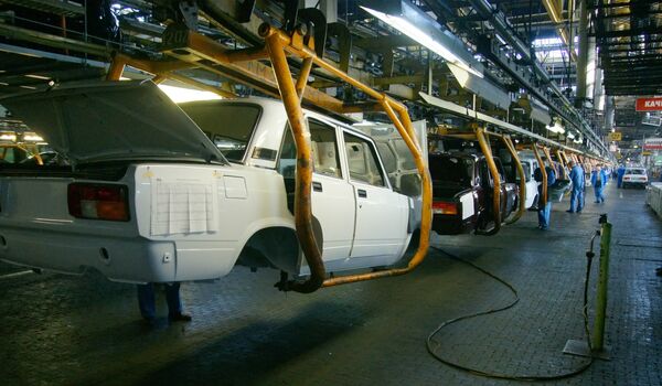 АвтоВАЗ в мае увеличит выпуск классики Lada 2105/2107 на 76,3% АвтоВАЗ в мае увеличит выпуск классики Lada 2105/2107 на 76,3%