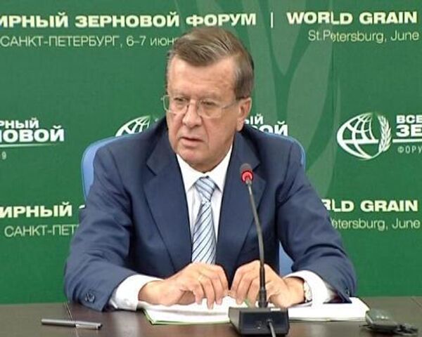 Зубков: пускать продовольствие на биотопливо мы не будем Зубков: пускать продовольствие на биотопливо мы не будем