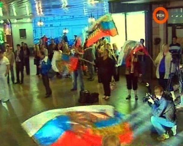 Россия, забей! Российские фанаты едут на игру с финнами Россия, забей! Российские фанаты едут на игру с финнами