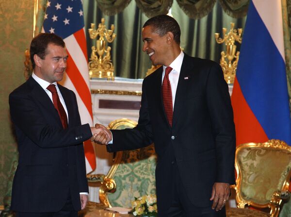 Встреча президента РФ Д.Медведева и президента США Б. Обамы в Кремле Встреча президента РФ Д.Медведева и президента США Б. Обамы в Кремле