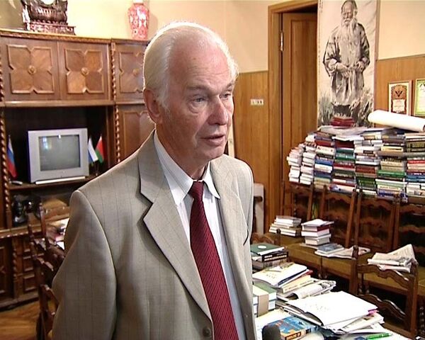 Экскурсия по кабинету, где Сергей Михалков работал 20 лет Экскурсия по кабинету, где Сергей Михалков работал 20 лет