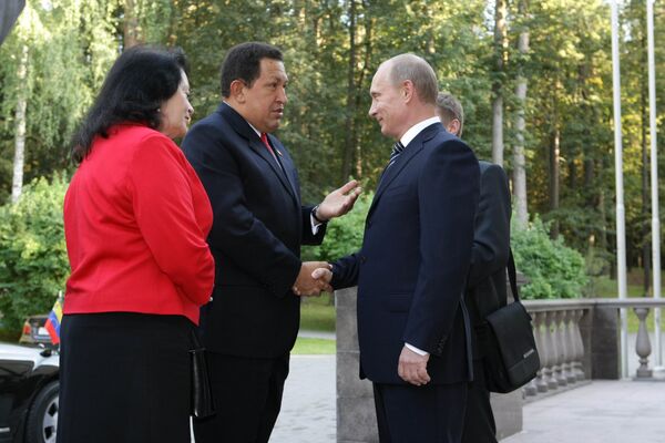 Встреча премьер-министра РФ Владимира Путина с Уго Чавесом Встреча премьер-министра РФ Владимира Путина с Уго Чавесом