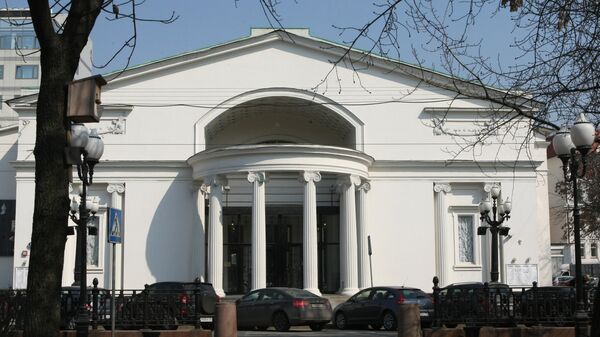 Здание театра Современник на Чистопрудном бульваре в Москве. Архив Здание театра Современник на Чистопрудном бульваре в Москве. Архив