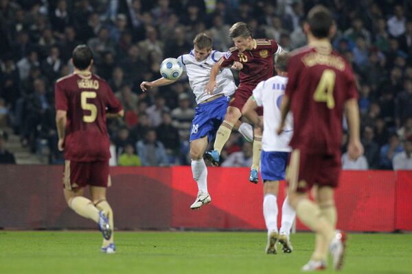 Футбол. Отборочный турнир чемпионата мира-2010: Азербайджан - Россия Футбол. Отборочный турнир чемпионата мира-2010: Азербайджан - Россия