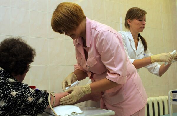 5 млн москвичей были привиты от гриппа сезонного и A/H1N1 с сентября. Архив 5 млн москвичей были привиты от гриппа сезонного и A/H1N1 с сентября. Архив