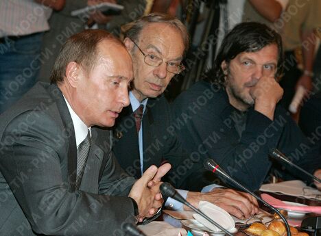 Встреча президента России с членами жюри, участниками и гостями 29 Московского международного кинофестиваля Встреча президента России с членами жюри, участниками и гостями 29 Московского международного кинофестиваля