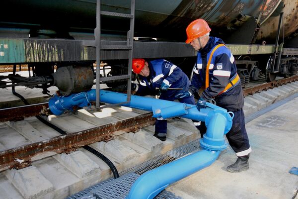 РФ и Белоруссия опять не договорились об условиях поставок нефти РФ и Белоруссия опять не договорились об условиях поставок нефти