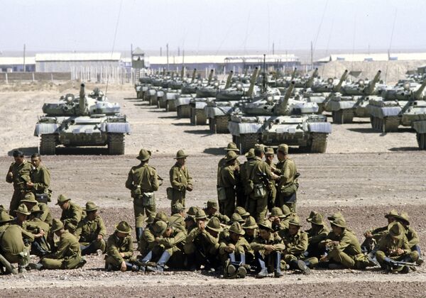 25 декабря 1979 года начался ввод советских войск в Афганистан 25 декабря 1979 года начался ввод советских войск в Афганистан