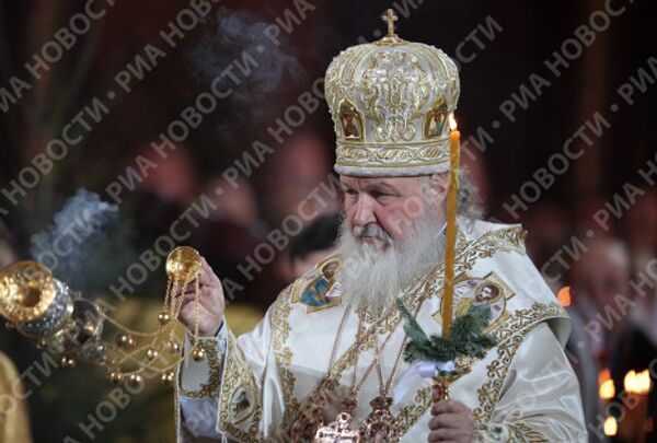 Патриарх Кирилл провел рождественскую службу Патриарх Кирилл провел рождественскую службу