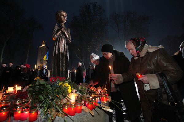Мемориал памяти жертв голодомора 1932-1933 годов в Киеве Мемориал памяти жертв голодомора 1932-1933 годов в Киеве