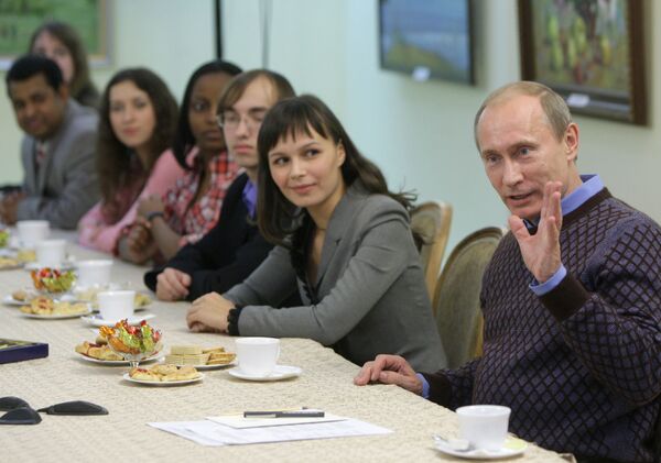 Премьер-министр В.Путин посетил Чувашский государственный университет Премьер-министр В.Путин посетил Чувашский государственный университет